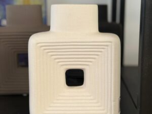 755c2058-dce0-42d2-bf4a-9341fdb87e8b florero